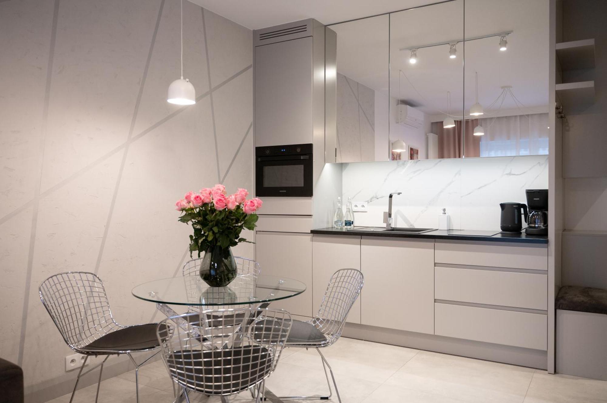 Mennica Residence - Grzybowska 43A Βαρσοβία Εξωτερικό φωτογραφία